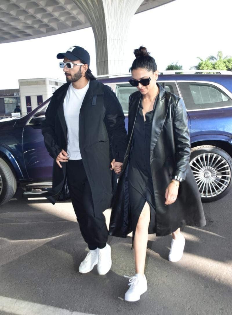 On Monday morning, Ranveer Singh and Deepika Padukone were spotted together at the Mumbai airport. 